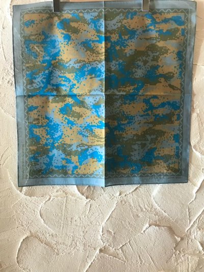 画像1: NANGA/ABSTRACT CAMO BANDANNA  BLUE