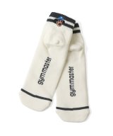 GYMMASTER/HAPPY EMBROIDERY SHORT SOX  WHITExCHARCOAL
