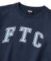 画像2: FTC/CRACKED LOGO CREW NECK  NAVY (2)