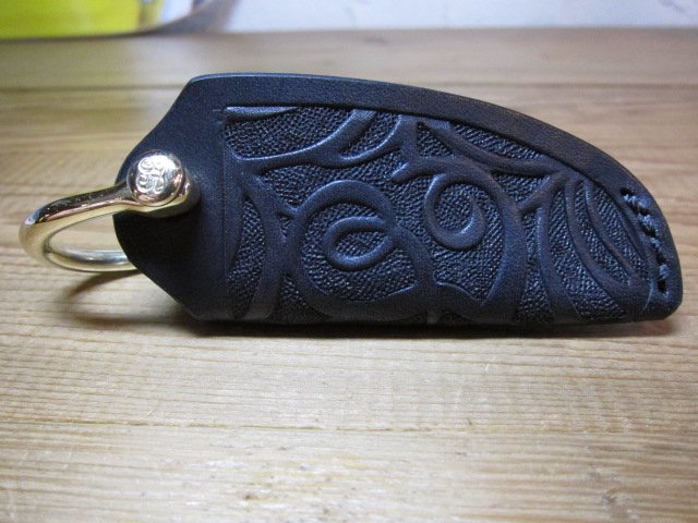 GROK LEATHER/KEY COVER CARVING BLACK GROK LEATHER