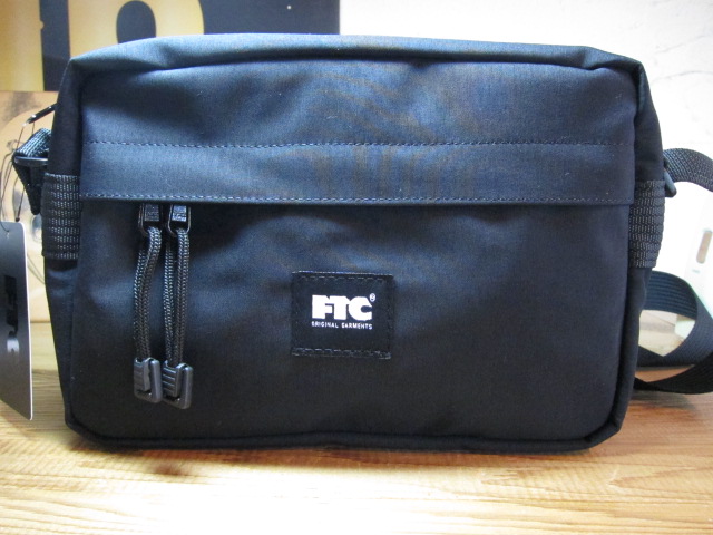 FTC/3L SHOULDER BAG BLACK - FeelFORCE