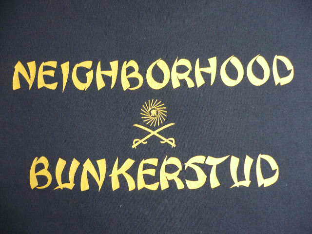 画像: BUNKERSTUD/BUNKERSTUDxNEIGHBORHOOD MANIACS C-TEE  BLACKxGOLD